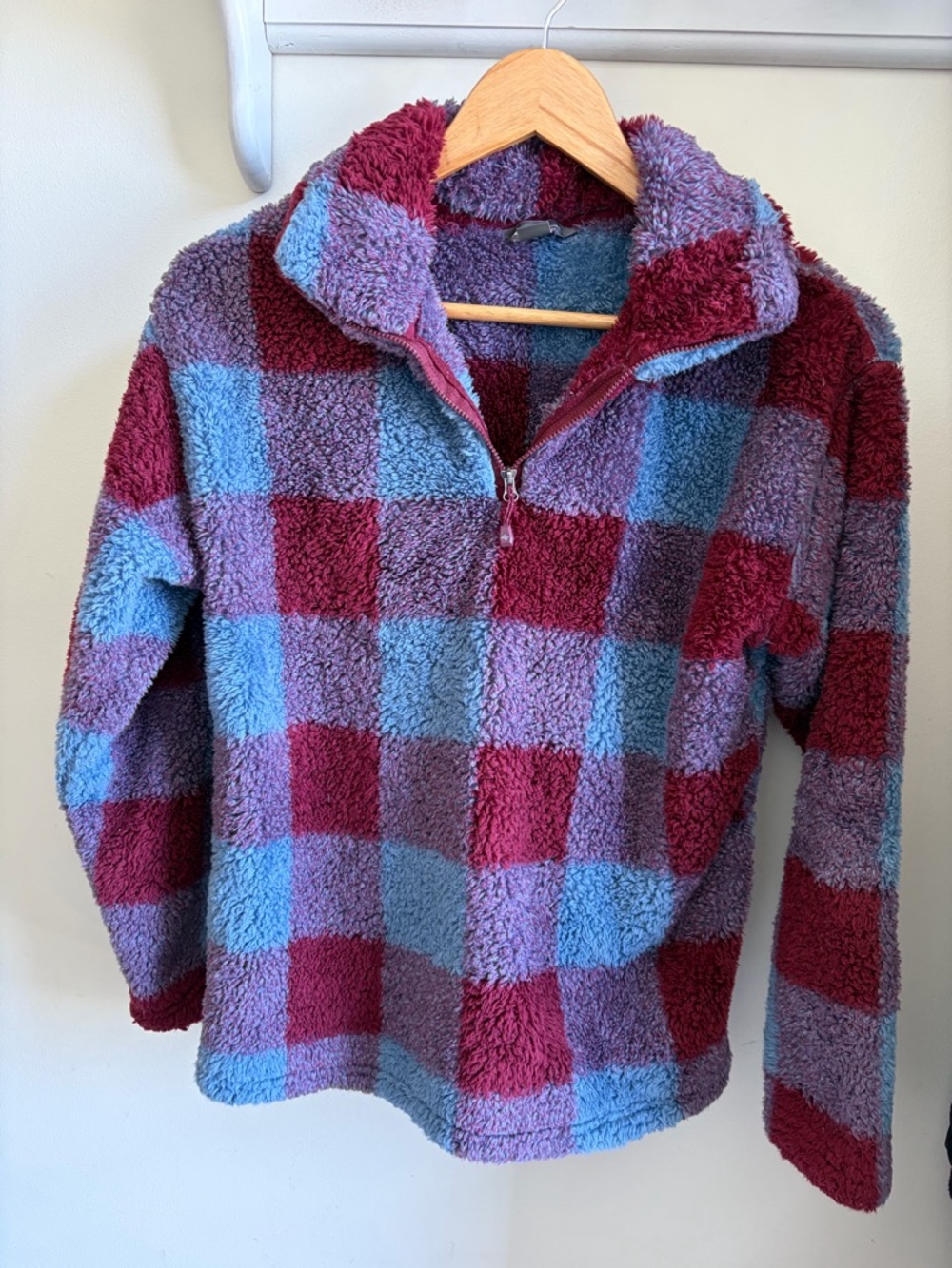 Eddie Bauer Quarter-Zip Pullover in Burgundy and Periwinkle 🩵♥️